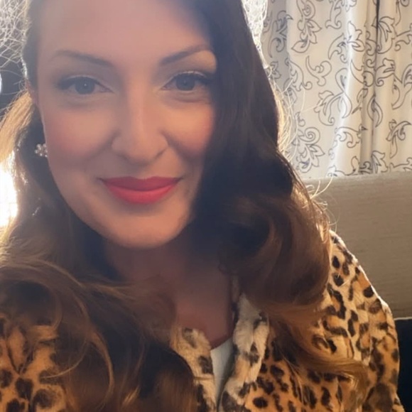 Meet your Posher, Emma - Picture 15 of 16